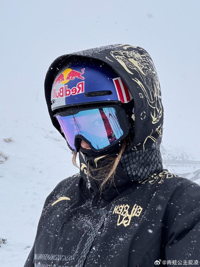 竞技宝电竞社区-从伤病中恢复，谷爱凌结束康复期重新上雪