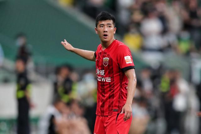 李圣龙3场2球中锋顺位力压平科：今后还要更自信些