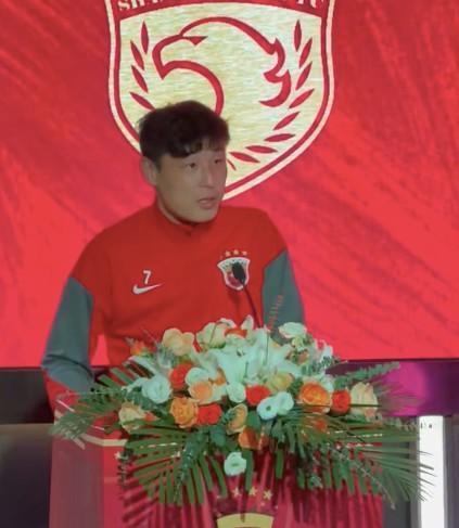 竞技宝电竞社区-武磊：新老交替要做好精神传承；希望今年在胸前再添一颗星